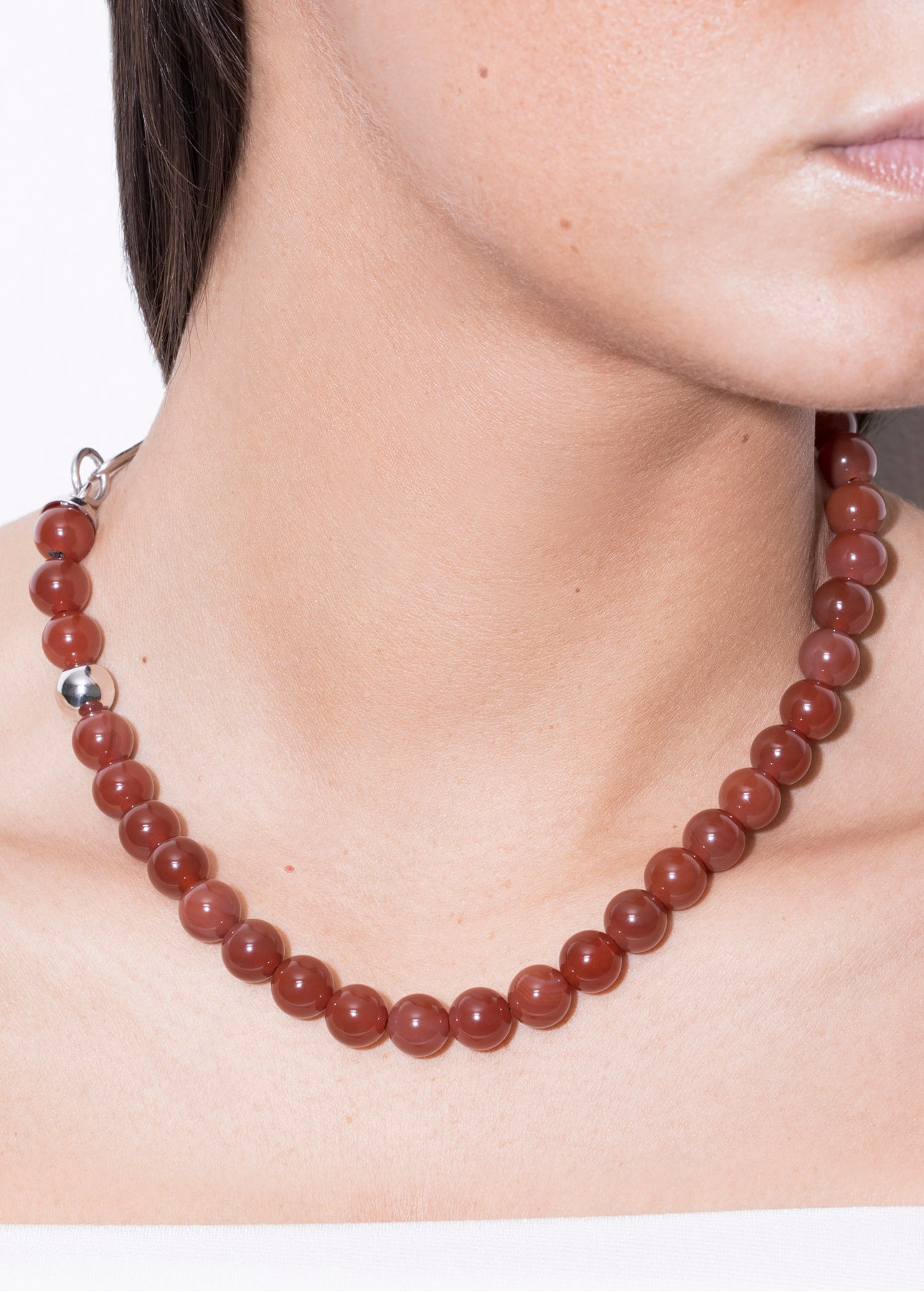 carnelian collar