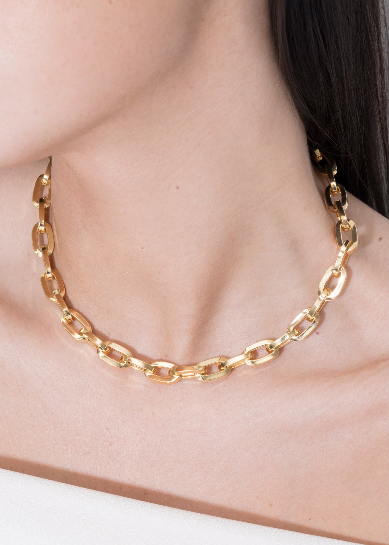 model wearing eden necklace in gold