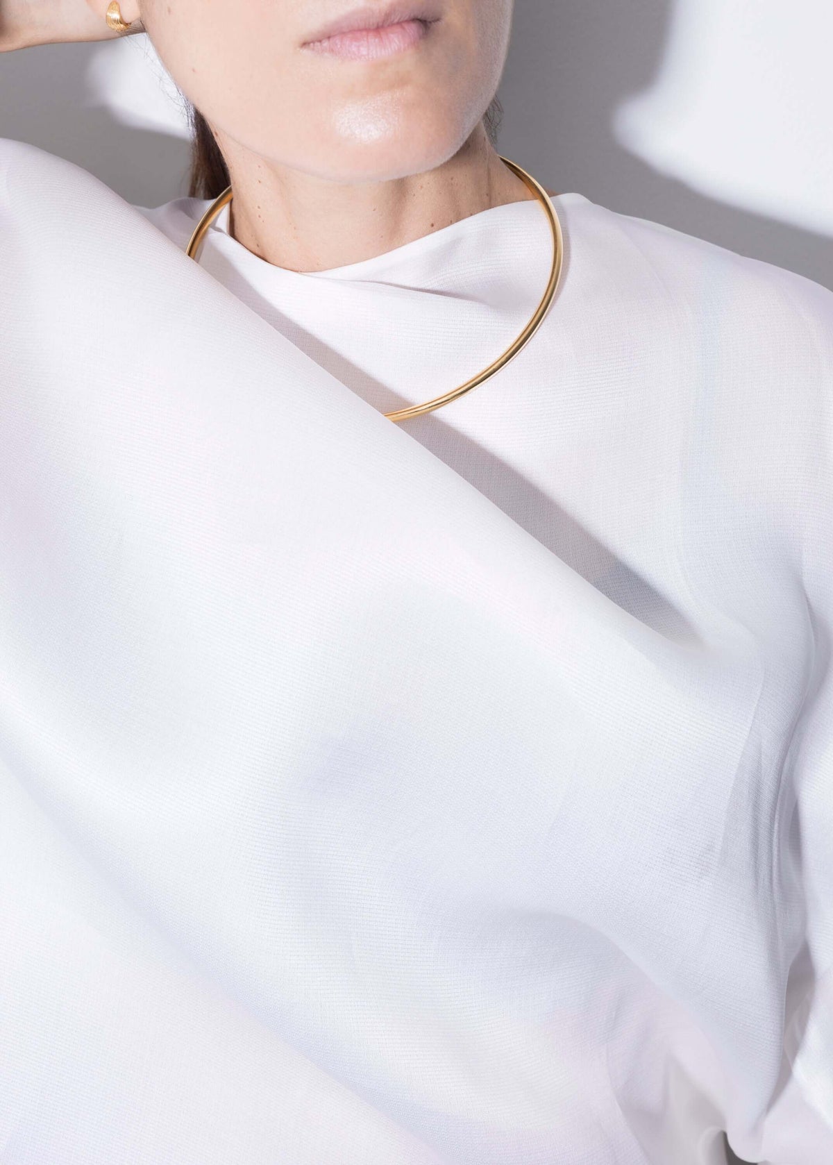 Arlo little choker choker