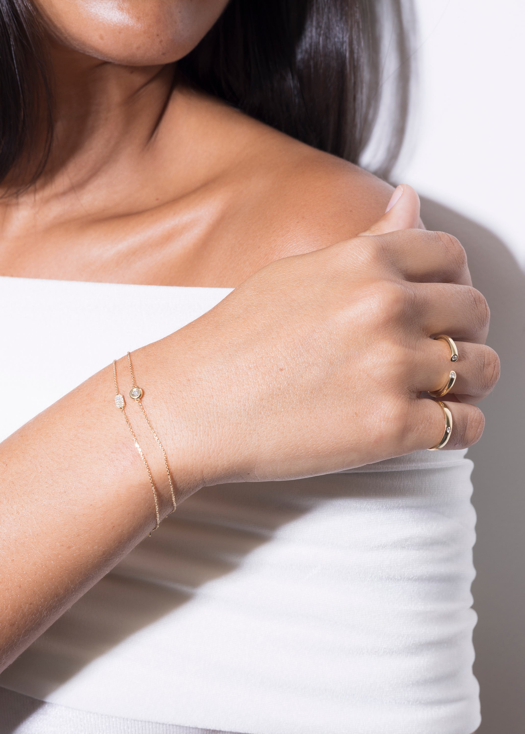 Cinco de 50 jewelry sales