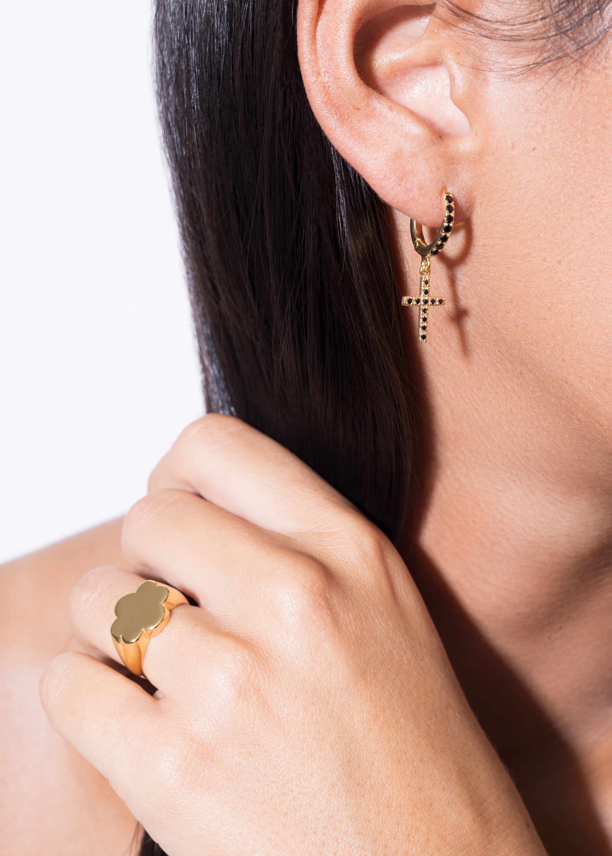 set keya ring & sascha earrings