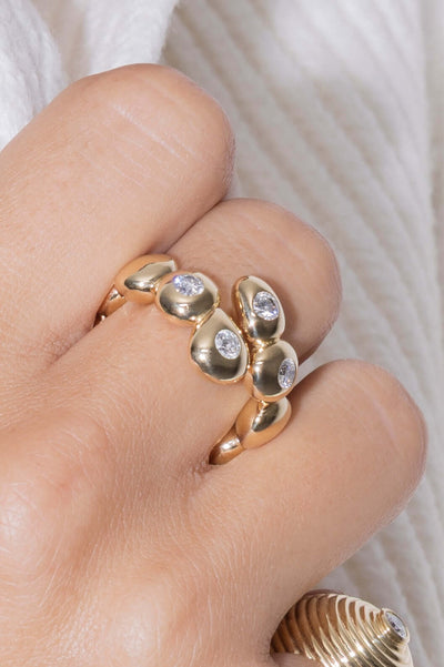 Unperfect sphere 18k diamond ring Rings